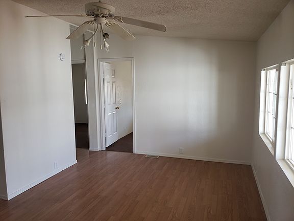 3rd image of 2195 E Northfield Ave