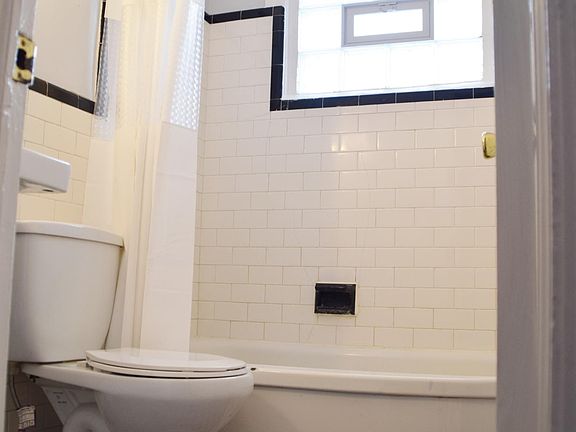 4th image of 669 Englewood Ave APT 4