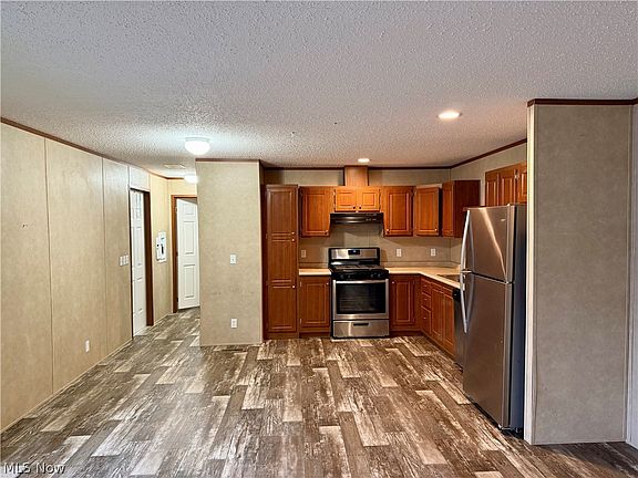 3rd image of 2606 Lincoln Way W #53