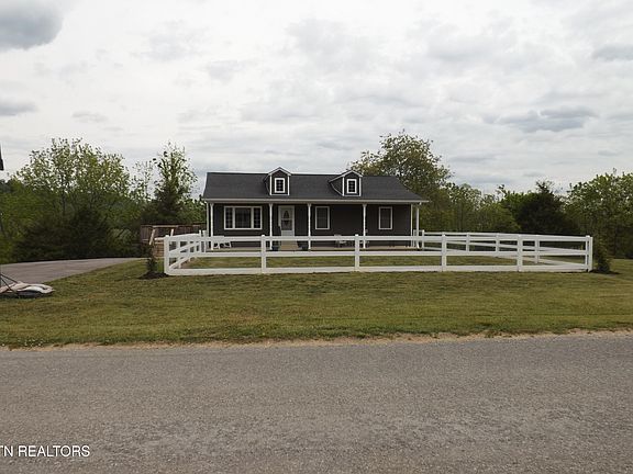 2nd image of 410 Cumberland Estates Rd