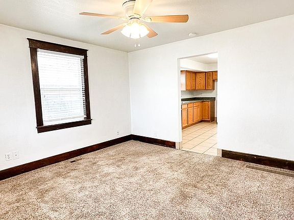 4th image of 412 Santa Fe Dr
