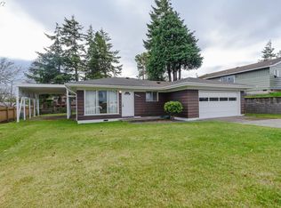 2061 State St, North Bend, OR 97459