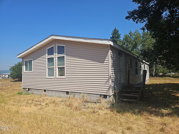 4th image of 3520 Holbrook St