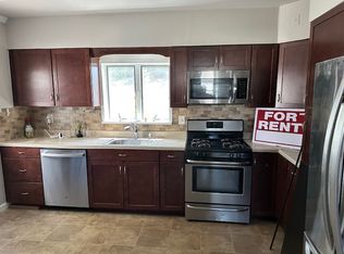 38 Kuhlthau Ave #A, Milltown, NJ 08850