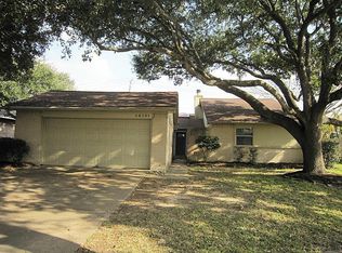 16131 Windom Dr, Webster, TX 77598