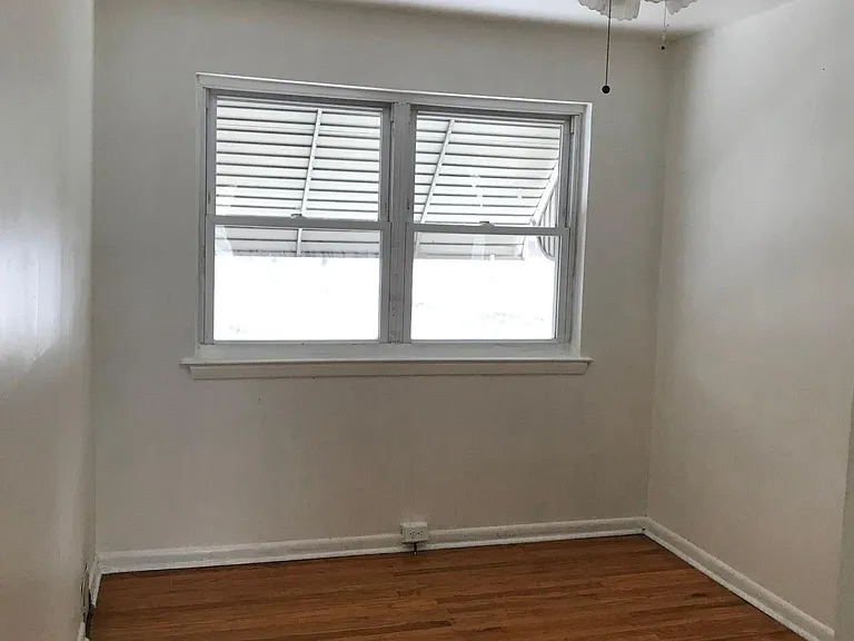 3279 Morrell Ave #1STFL — Photo 8