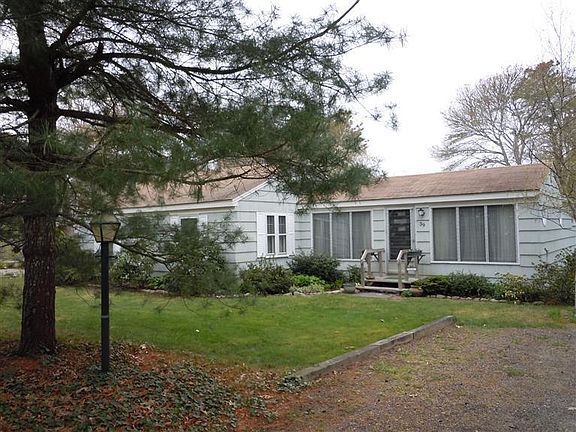 2nd image of 39 Wild Rose Terrace