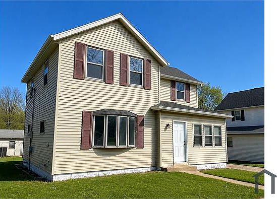 1st image of 534 E Illinois St #1