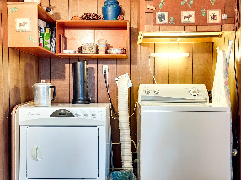 full size washer dryer plus outside place to hang / dry clothes. Lake front property rental Upper Peninsula #VacationRental
