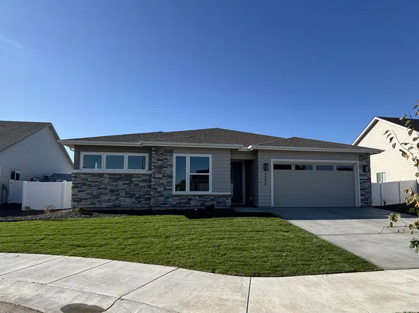 2555 E Skokie St, Eagle, ID 83616