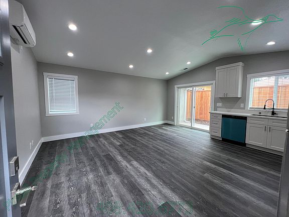 3rd image of 370 N 18th St #C