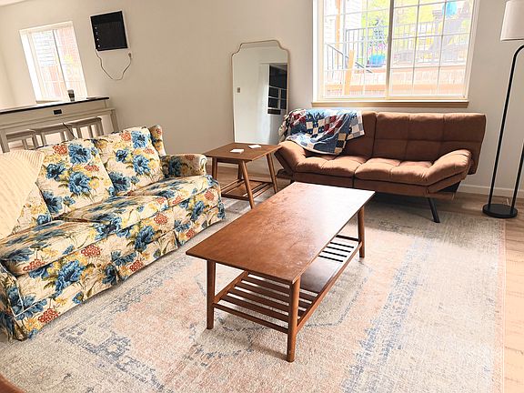4th image of 307 S Cannon St APT 2