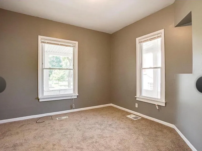 1346 Minnehaha Ave W #1 — Photo 9
