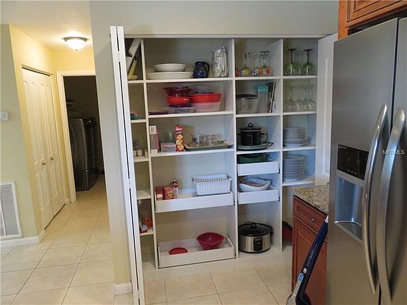 5th image of 6635 Easton Dr