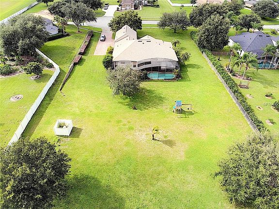 5th image of 7607 Lake Angelina Dr