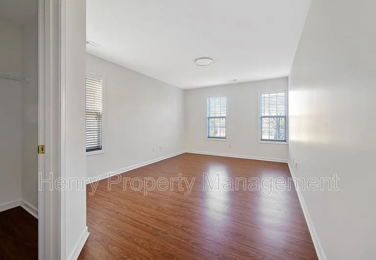 153 Presidents Walk Ln — Photo 16