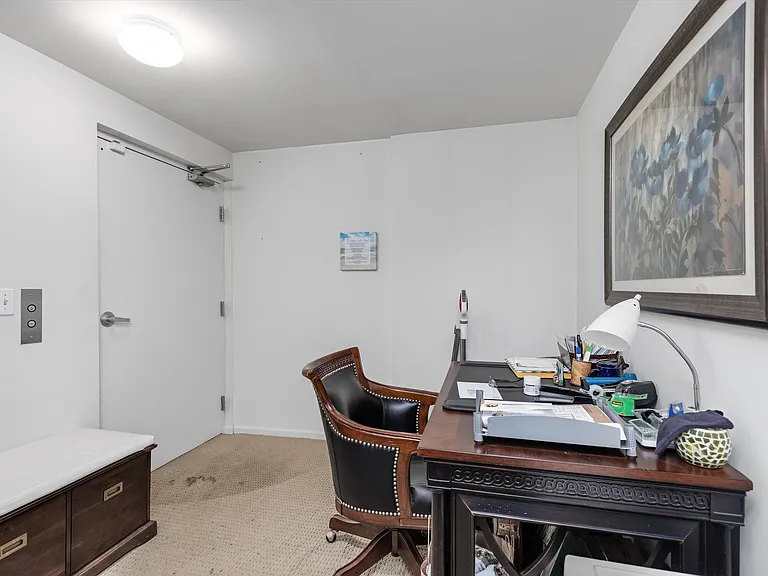 1393 Raliegh Pl — Photo 3
