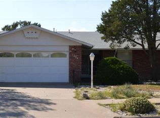 1204 Hall Dr, Roswell, NM 88201
