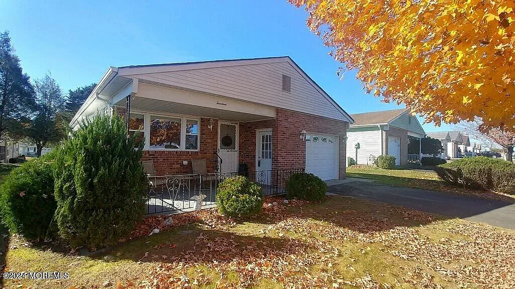 2 bed, 1232 sqft, $2,300 — Photo 2
