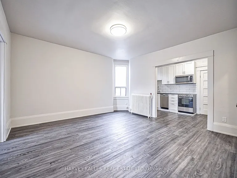 1074 Saint Clair Ave W #4 — Photo 14