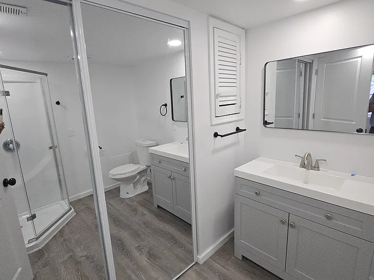 Master bathroom looking at closet