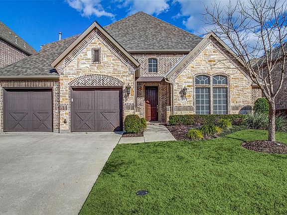 2nd image of 400 Cypress Garden Dr