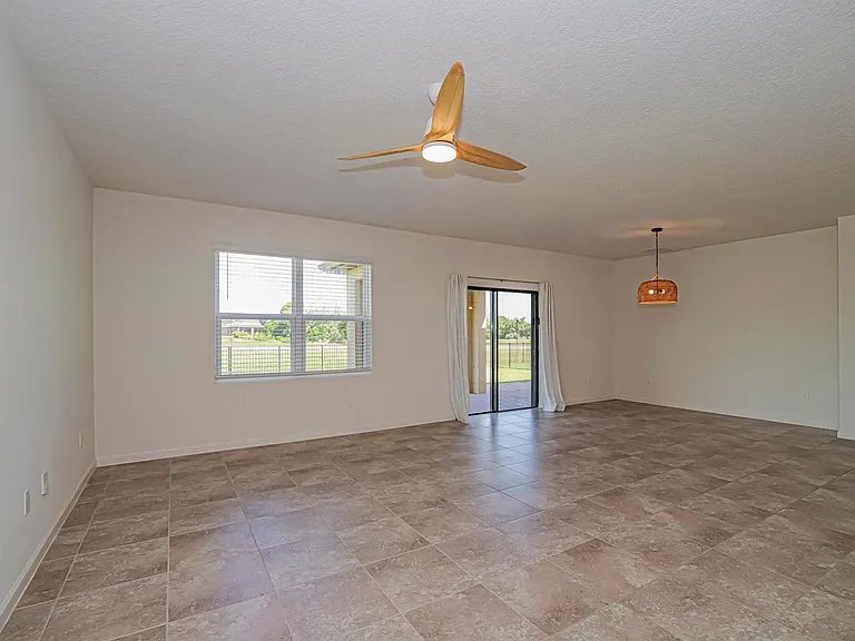 4103 Keeson Cir — Photo 10
