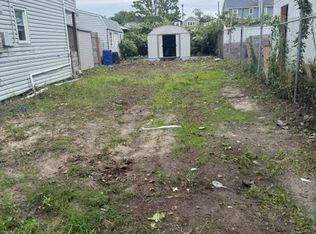 810 Cross Bay Boulevard, Broad Channel, NY 11693