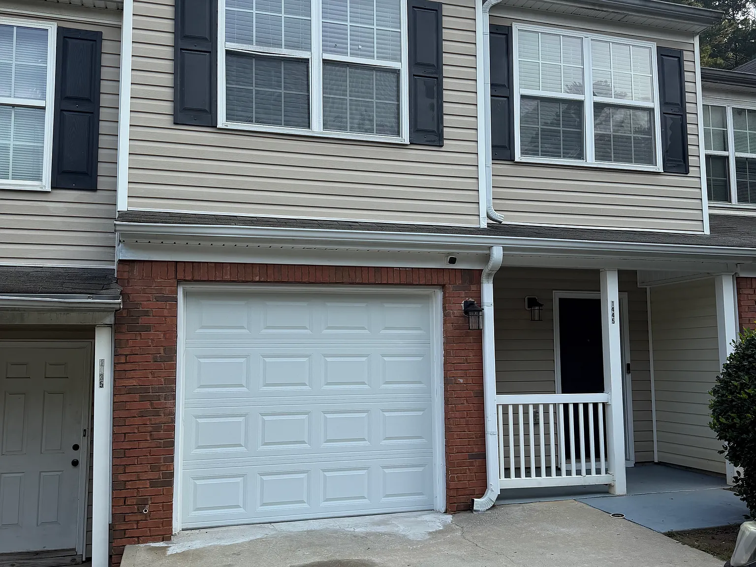 3 bed, 2.5 bath, 1540 sqft, $1,850 — Photo 3