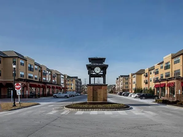 4208 Pine Valley Way, Piscataway, NJ 08854