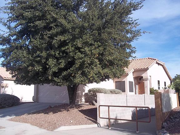 2nd image of 8004 N Panamint Dr