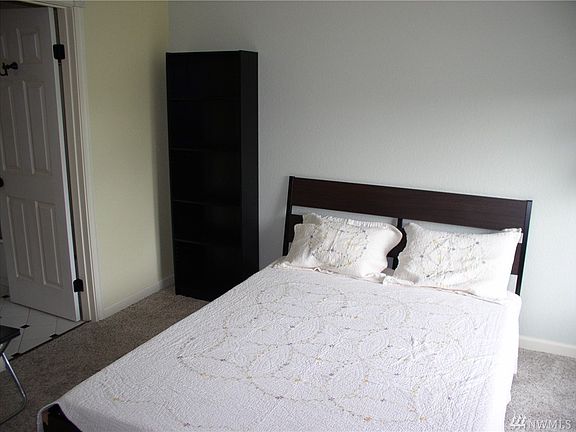 5th image of 19855 25th Ave NE APT 308