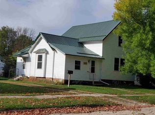 417 2nd Ave W, Cresco, IA 52136