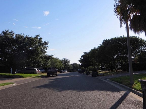 4th image of 1907 Silverwood Dr