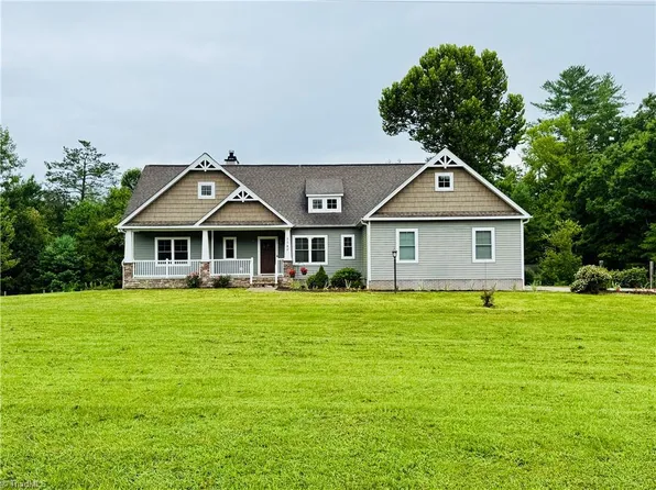 5540 Absher Rd, Hays, NC 28635