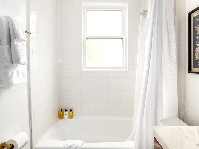 487 Moreland Ave NE #2 — Photo 22