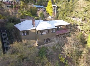 3322 SW Fairmount Blvd, Portland, OR 97239