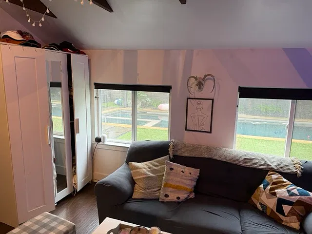 Studio, 400 sqft, $1,200 — Photo 2