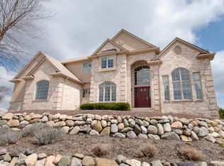 5968 Majestic Oaks Dr, Commerce Township, MI 48382