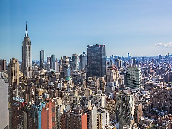 4th image of 460 W 42nd St APT 51F