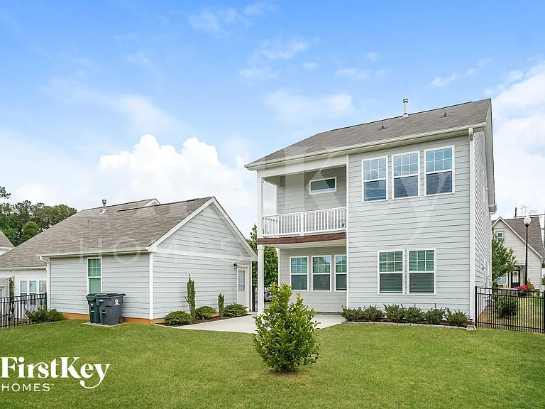 175 Heathwood Dr — Photo 14