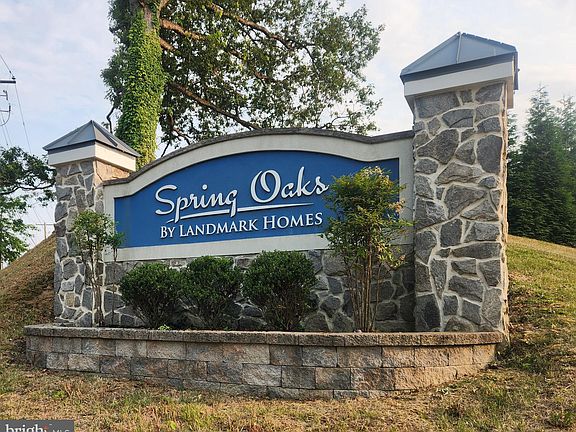 3rd image of 151 Wye Oak Dr