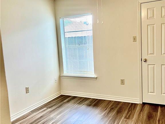2nd image of 3004 9th St APT 104