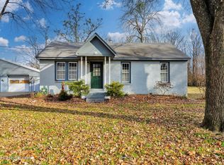 351 Plaza Ave, Louisville, KY 40218