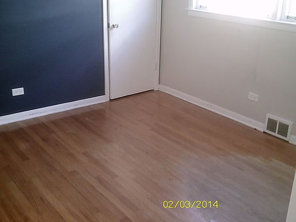 4th image of 3541 S Elmwood Ave