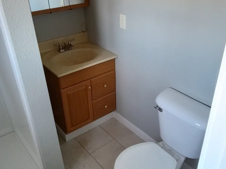 1705 Bainbridge St — Photo 9