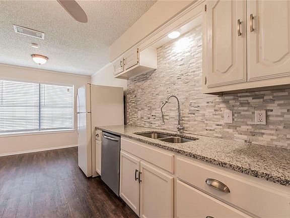 5th image of 1308 Sparrow Ct