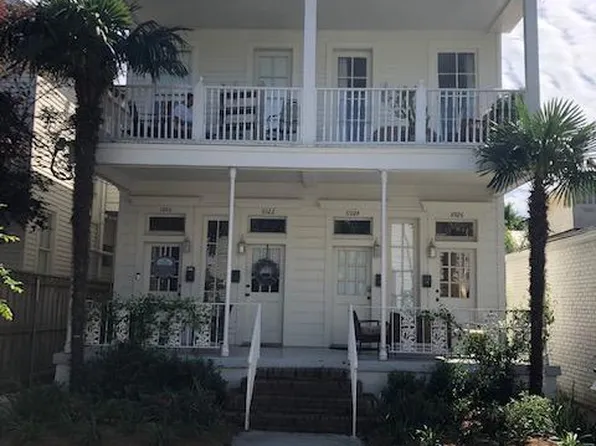 5920 Pitt St, New Orleans, LA 70115