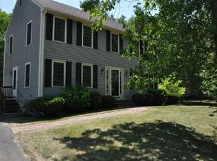 14 Christina Marie Dr, Pembroke, MA 02359