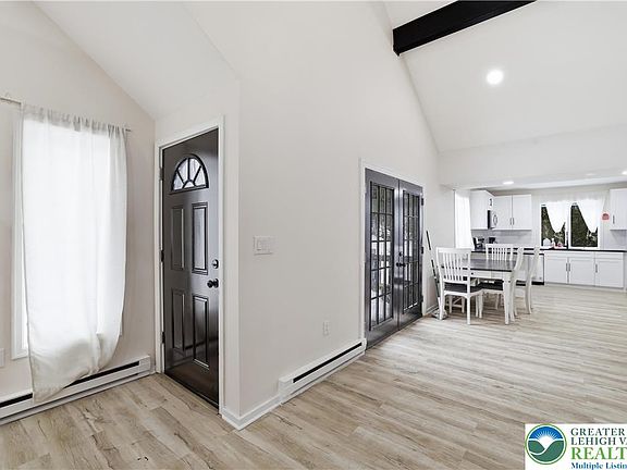 2nd image of 319 Ramblebush Rd